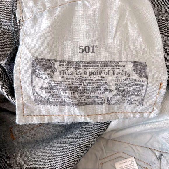 Levi 501 - Dark wash - button fly - W36L30 - Picture 7 of 10